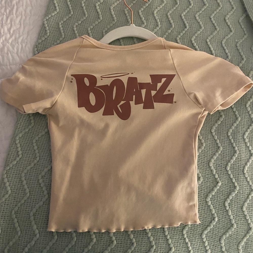 Dolls Kill Bratz Graphic Crop Tee - Beige with Brown Logo